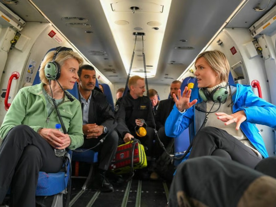 Von der Leyen Strengthens Arctic Security Ties with Iceland