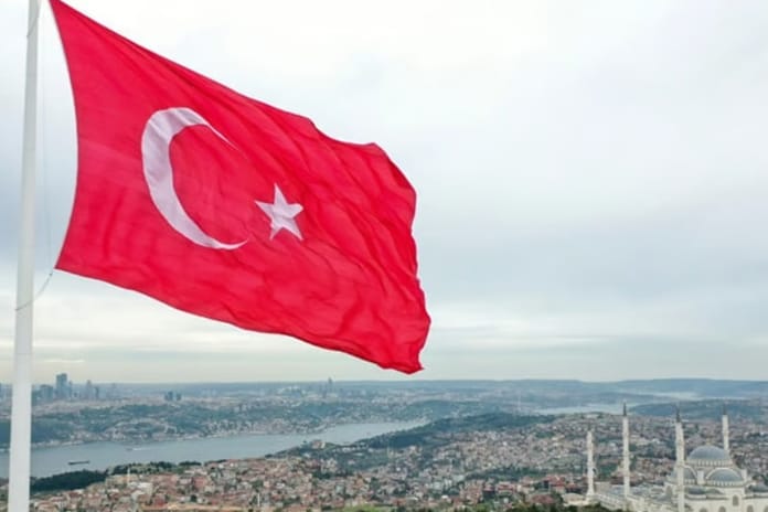 İran ile Avrupalı devletler nükleer anlaşmayı İstanbul'da görüşecek