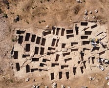 Kolossai Antik Kenti'nde 2 Bin 200 yıllık 60 kaya mezarı bulundu