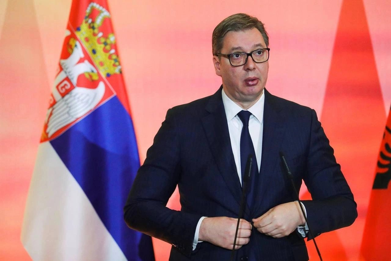 Sırbistan'da Vucic yenilgiyi kabul etti