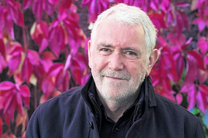 1994 Eurovision birincisi McGettigan da ödülünü iade ediyor