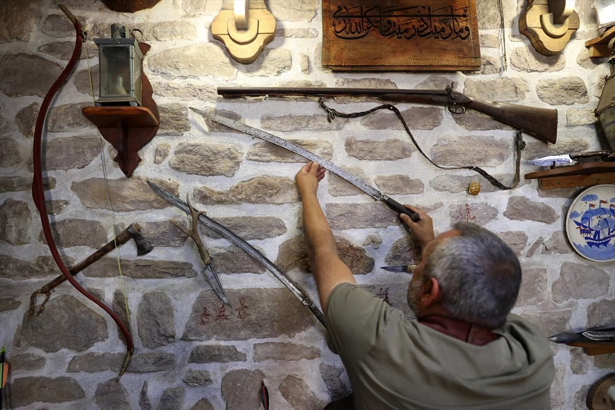 Sanatını deneyerek geliştirdi
