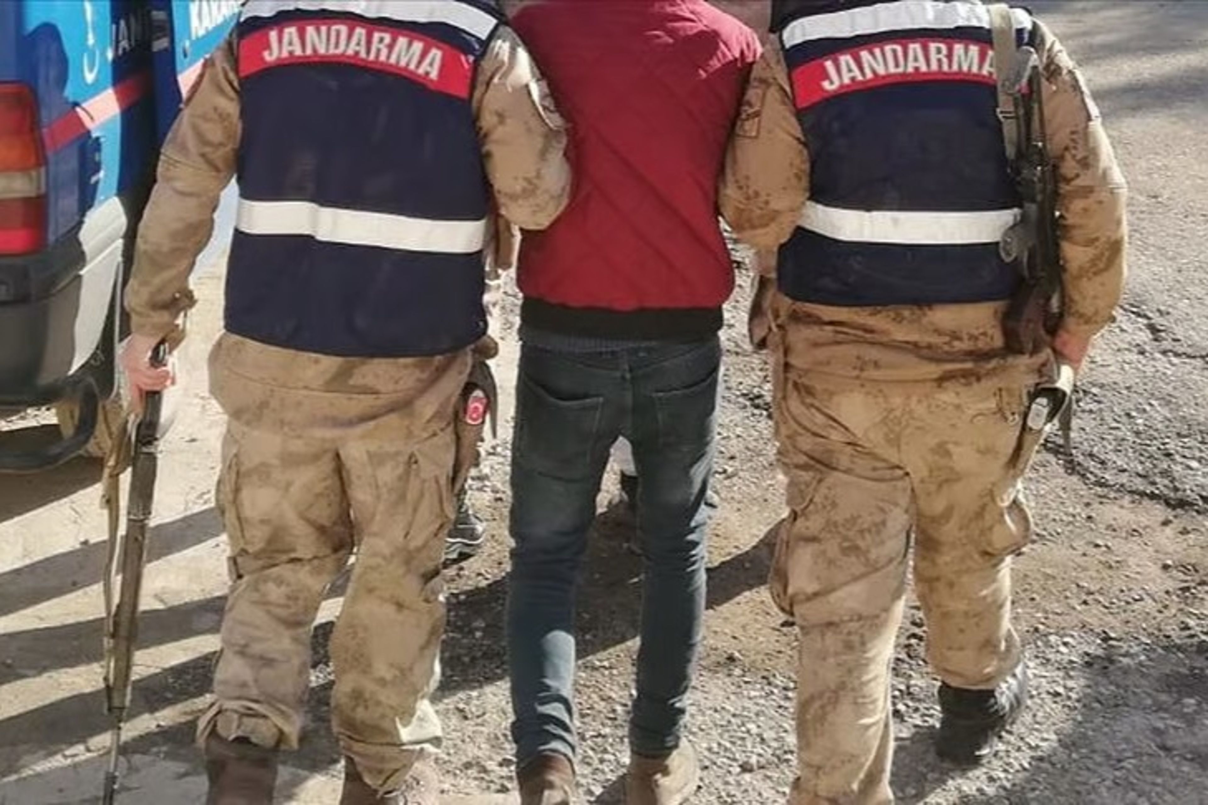 On beş ilde organize suç örgütlerine yönelik dev jandarma operasyonu