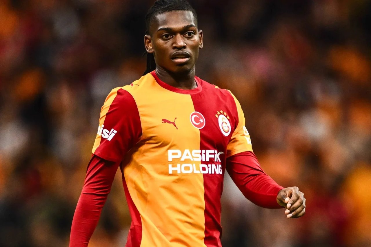 Milan efsanesi Kaka'dan Leao'ya övgü 