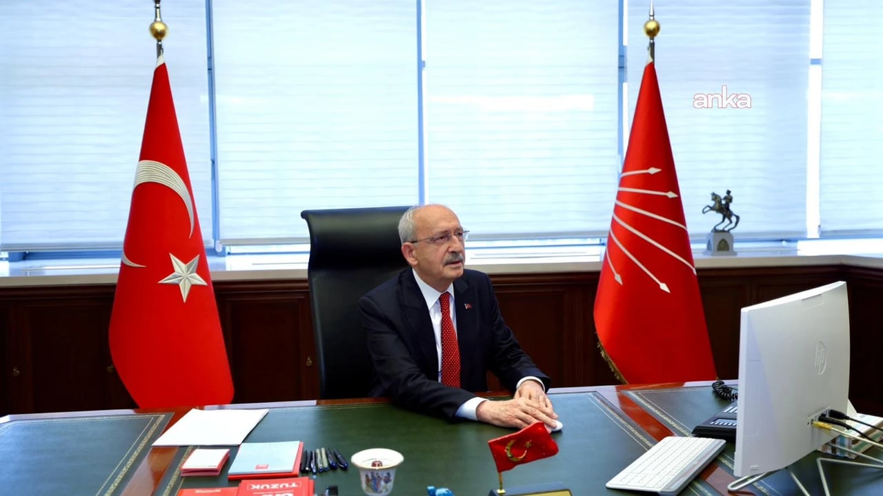 Kılıçdaroğlu 'mutlak butlan' kararının ardından ilk kez makam odasında