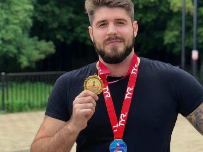 İstanbul Boğazı’nda bulunan cesedin kayıp Rus yüzücüye ait olduğu belirlendi