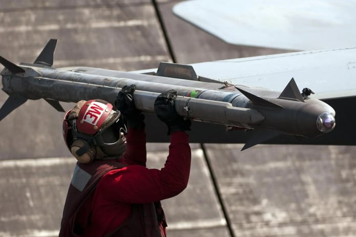 İsrail, AIM-9M Sidewinder füzelerini dronlara karşı yeniden uyarladı