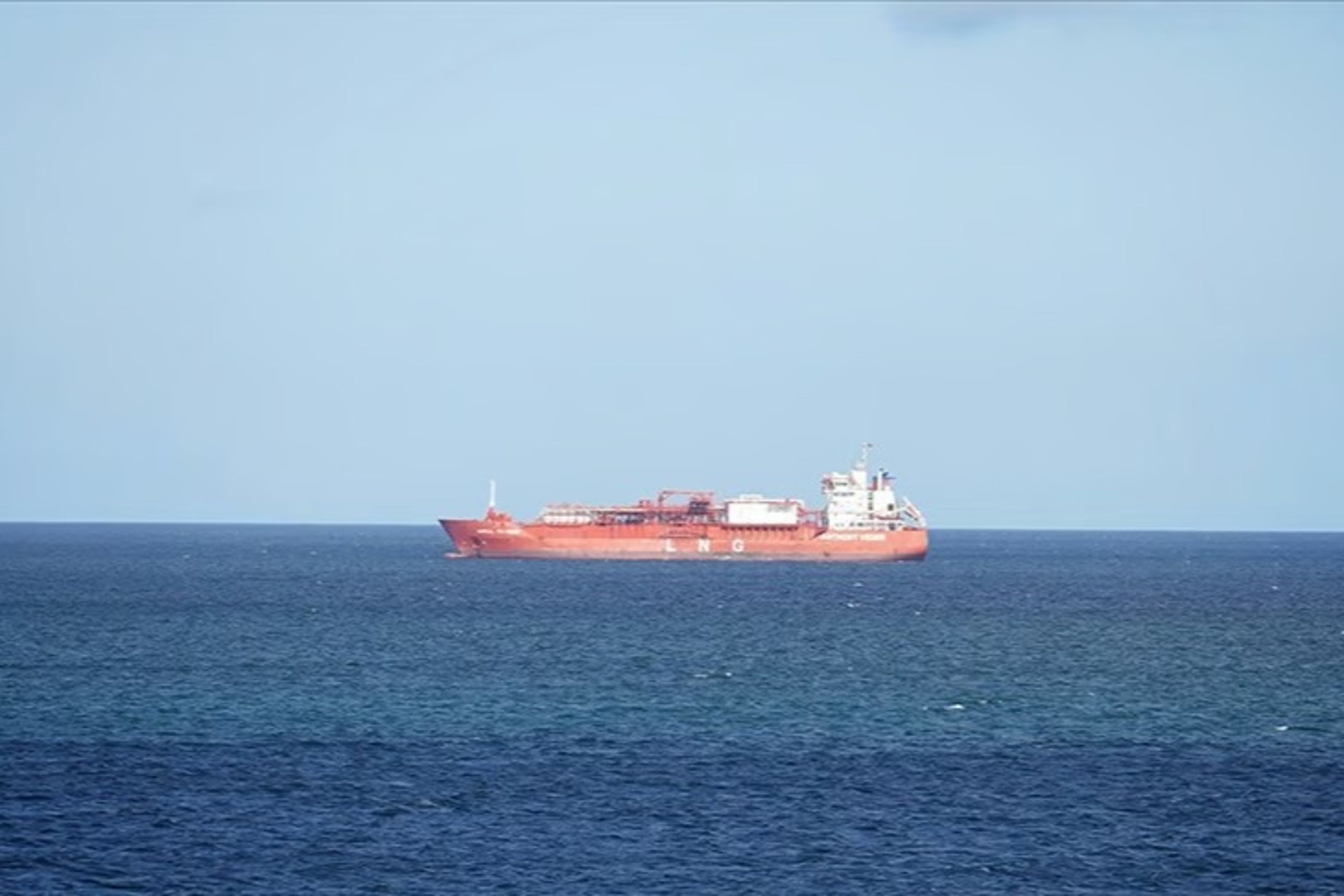 Hürmüz Boğazı kapanırsa petrolün varil fiyatı 90 dolara çıkabilir