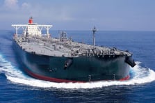 İran tankeri ABD'nin ablukasını deldi