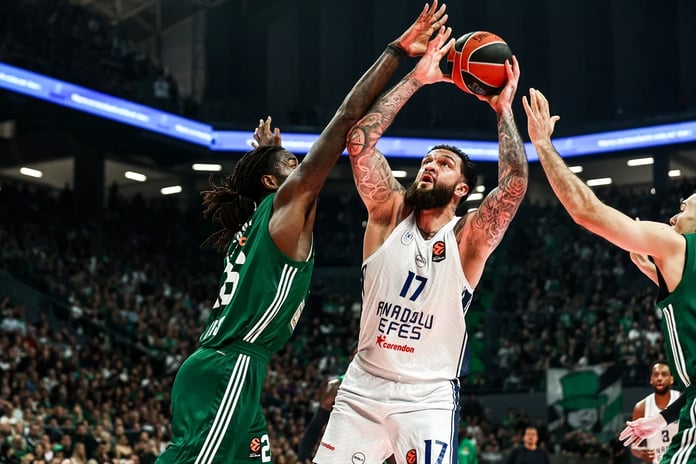 Anadolu Efes’ten erken veda
