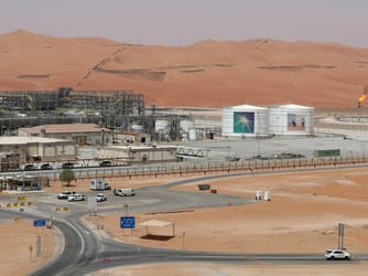 Saudi Arabia Eyes Major Expansion of Red Sea Oil Pipeline