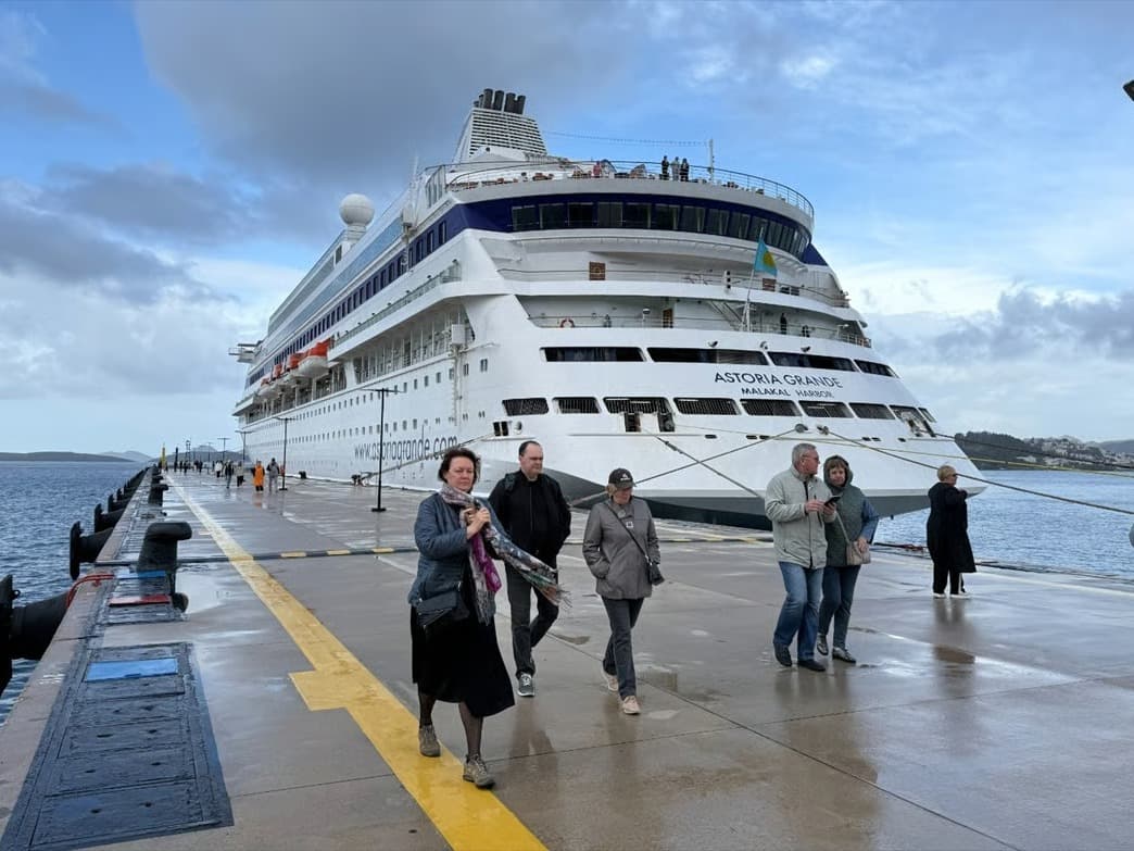 Bodrum'a sezonun ilk kruvaziyeri geldi