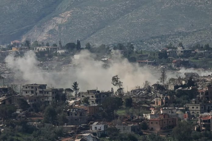 Ateşkese rağmen Lübnan'a saldırılar devam ediyor