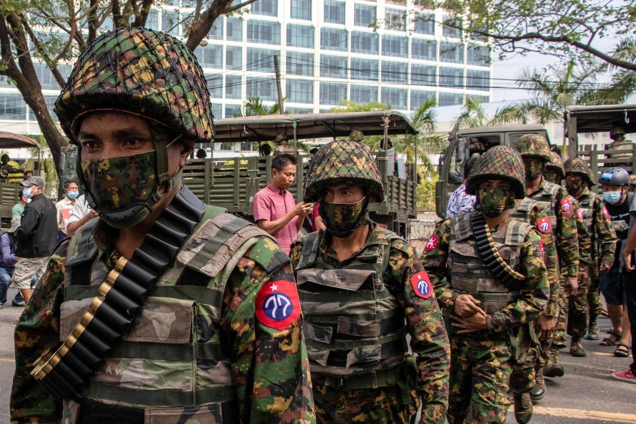 Myanmar ordusu çocukları tutukladı