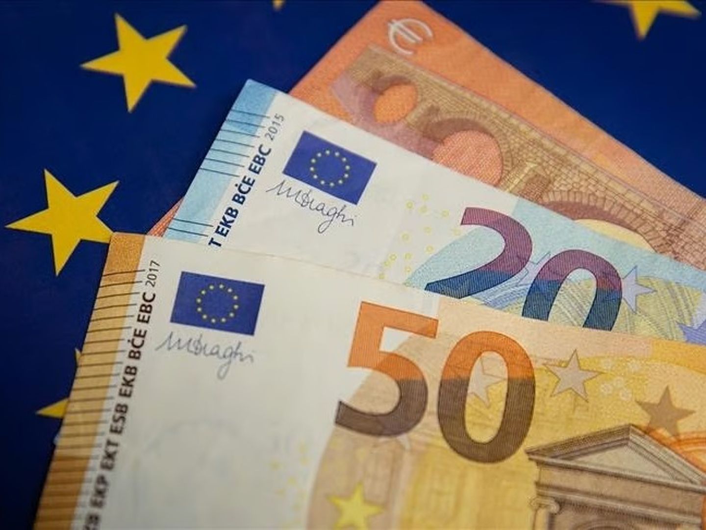 Bulgaristan 2026'da euro para birimine geçiyor