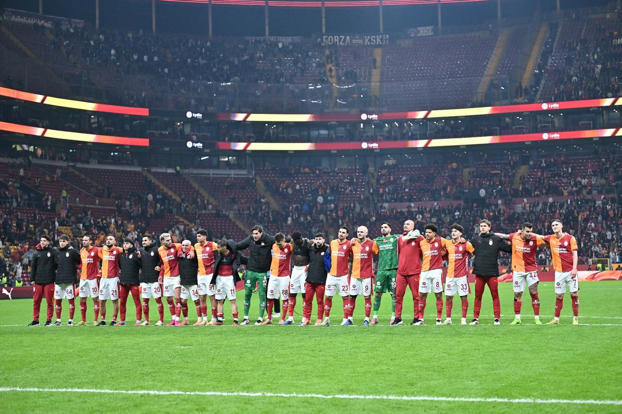 İç saha serisi