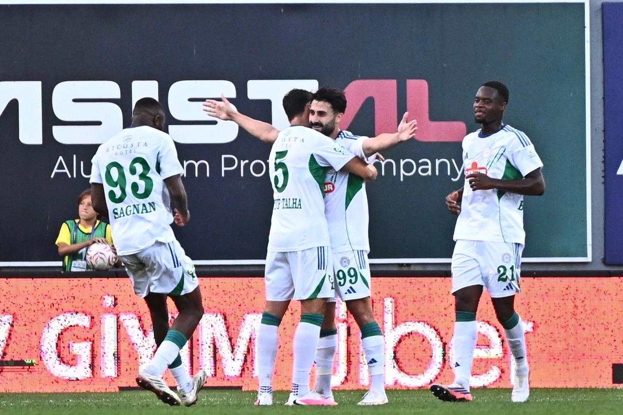 Rizespor'un kulüp tarihinin en iyi dış saha açılışı