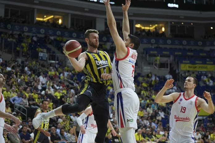 Basketbol Süper Ligi play-off yarı finalinde kritik maç: Fenerbahçe, serideki avantajını finale taşımak istiyor