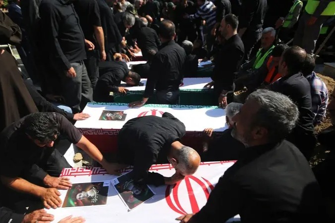 Two IRGC Troops Killed While Clearing Explosives 
