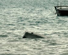 Libya açıklarında göçmen teknesi faciası: 53 kişi kayıp