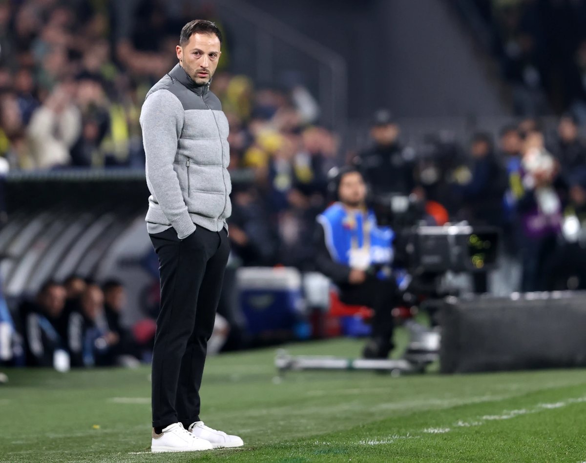 Feenrbahçe Teknik Direktörü Domenico Tedesco, Kasımpaşa maçını takip ediyor