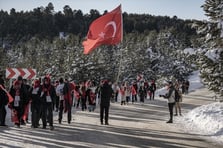 Sarıkamış Harekatı'nın 111. yılında binlerce kişi şehitler için karlar altında yürüdü