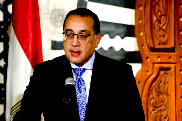 Iran War Pushes Egypt into Crisis Mode, Slows State Projects