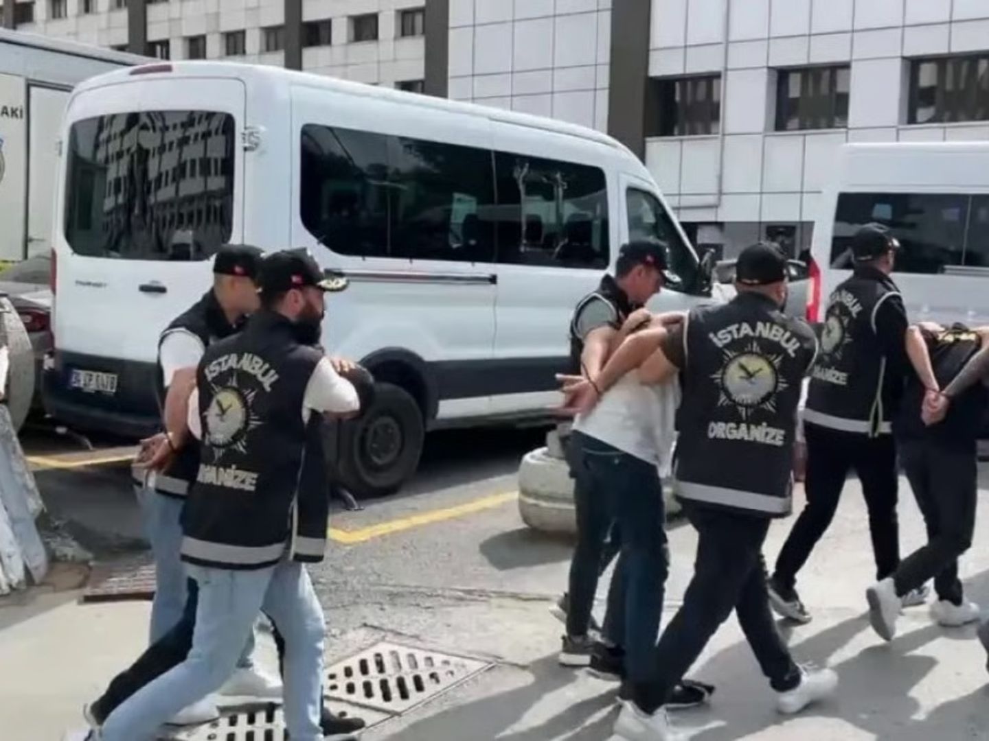 Beykoz'da bombalı eylem hazırlığındaki silahlı örgüt üyeleri hakkında fezleke