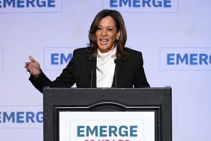 Harris'ten Trump'a sert eleştiri: Modern başkanlık tarihinin en büyük insan yapımı ekonomik krizi