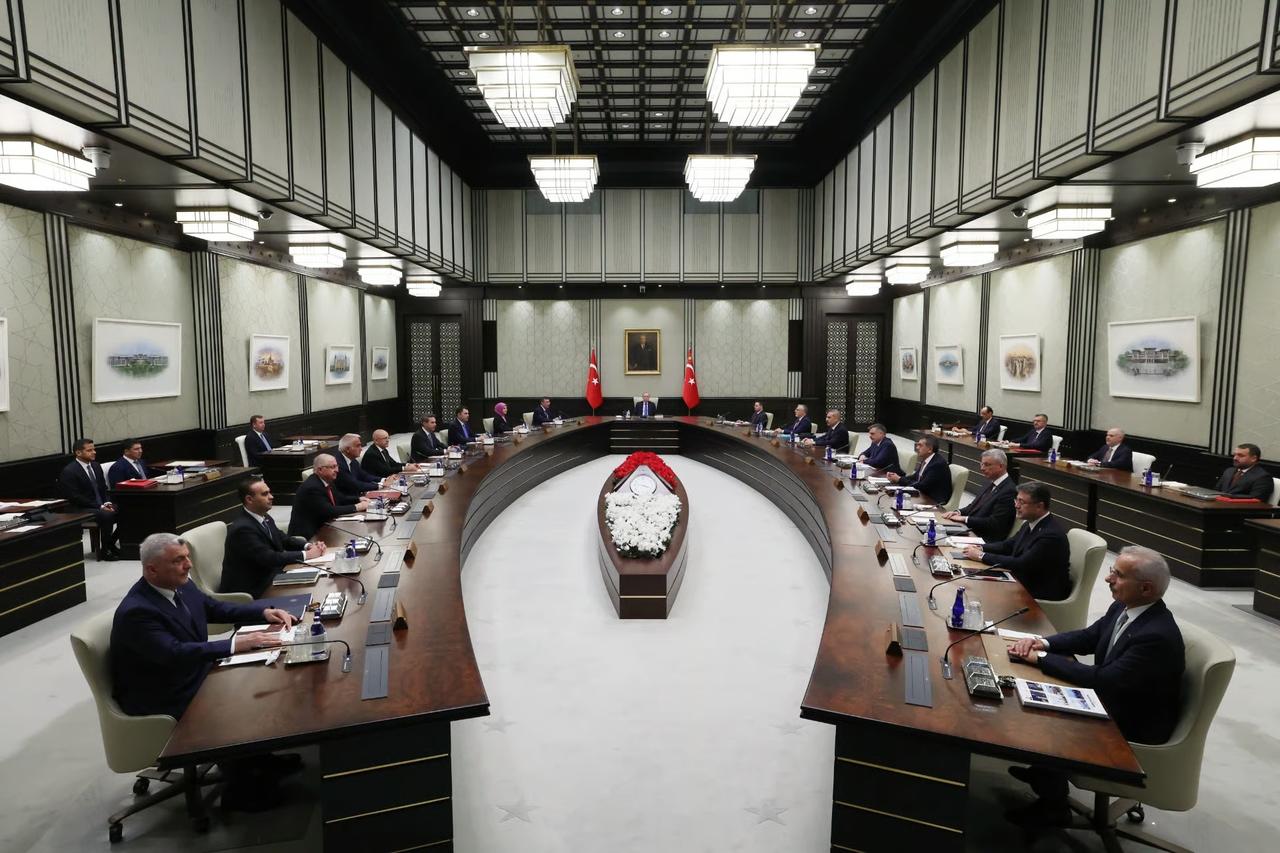 Beştepe'de kritik gün: Cumhurbaşkanı Erdoğan liderliğinde kabine toplanıyor