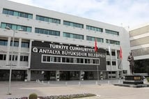 Antalya Belediyesi rüşvet soruşturmasında  6 gözaltı