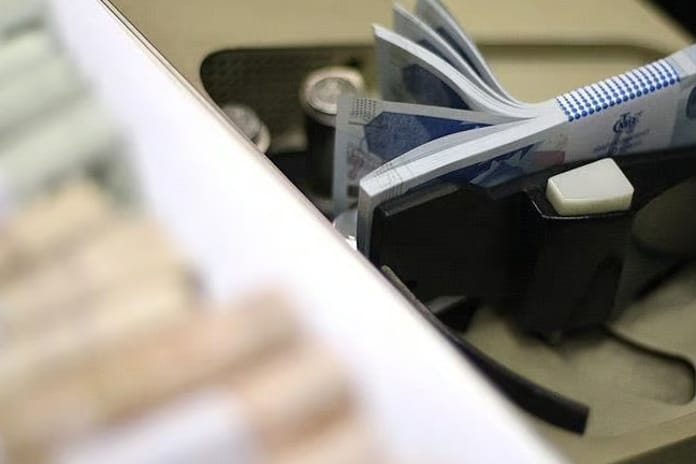 Hazine'den ihracatçılara destek: Finansman limitleri ikiye katlandı!