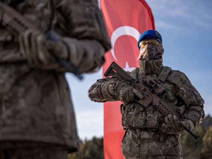 Savaşçıya zırhın yanında zihin ve direnç de gerek