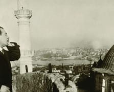 Tarihte Bugün: Türkçe ezan zorunluluğu kaldırıldı