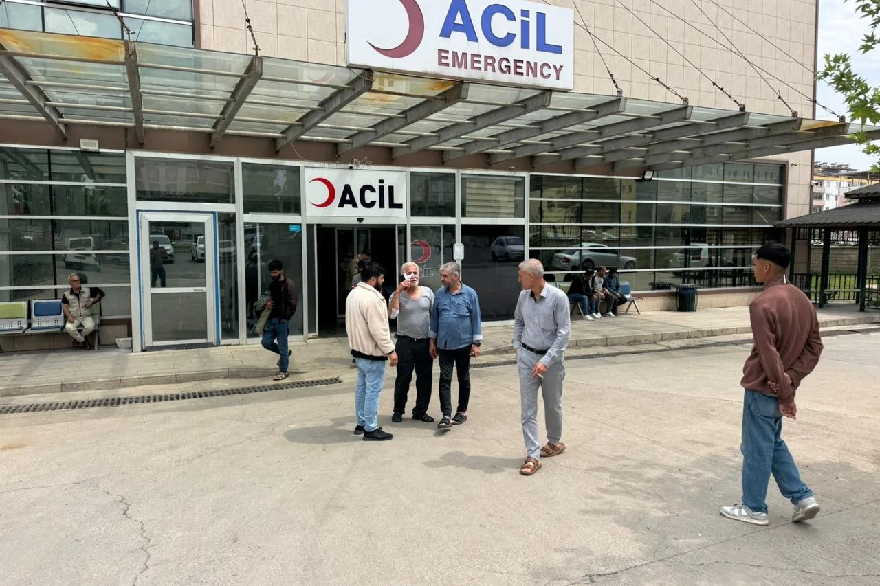 70 yaşındaki adam başıboş köpekten kurtarıldı