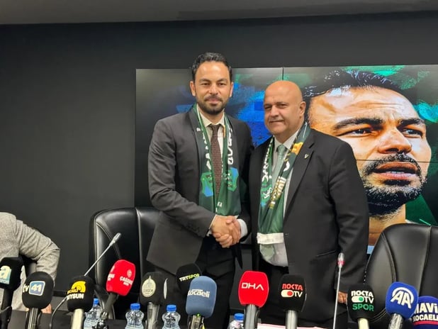 Süper Lig yolcusu Kocaelispor, Selçuk İnan ile 1+1 yıllık sözleşme imzaladı