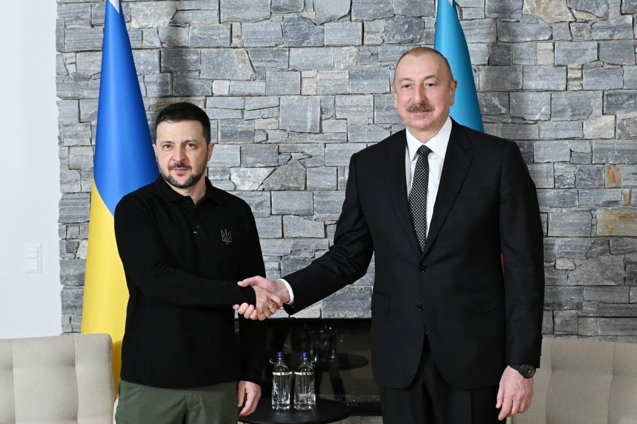 Rusya’nın Ukrayna’daki Azerbaycan enerji tesislerine saldırıları, Bakü’yü Kiev’e silah yardımı yapmaya zorlayabilir