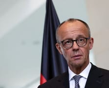 Almanya'da muhalefet Merz’i Epstein bağlantılarını araştırmaya çağırdı