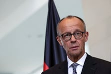 Almanya'da muhalefet Merz’i Epstein bağlantılarını araştırmaya çağırdı