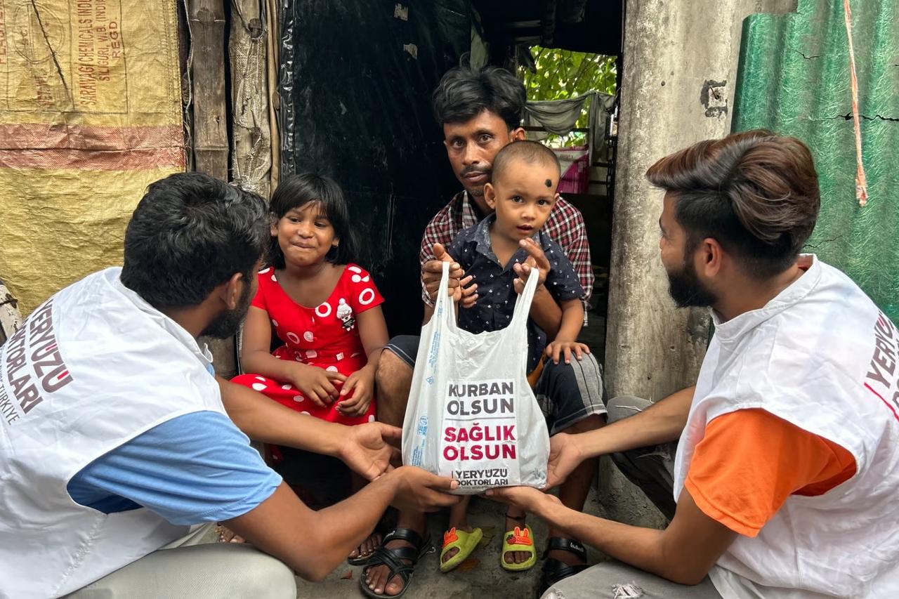 Kurban bağışlarıyla 3 kıtada umut olacaklar