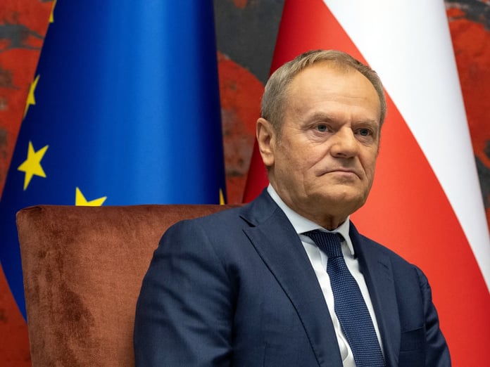 Tusk'tan vatandaşlarına İran’ı derhal terk edin çağrısı