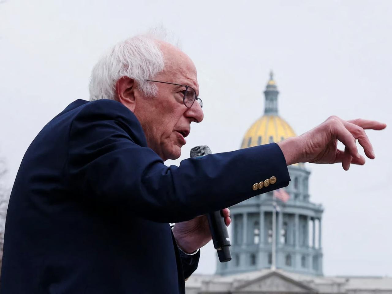 Sanders'ten İsrail'e yardımı durdurun çağrısı