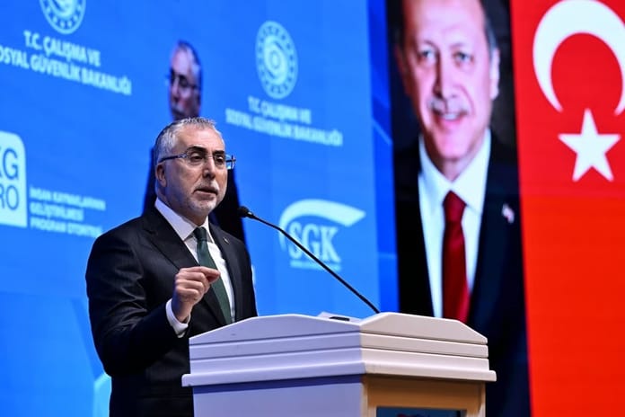 Bakan Işıkhan'dan CHP'ye tepki: SGK borçlarını ödemeyen belediyelerinizden hesap sorun