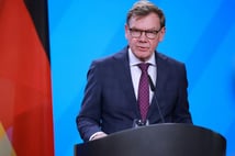 Almanya'dan Ukrayna açıklaması: "Hakem değil avukatız"