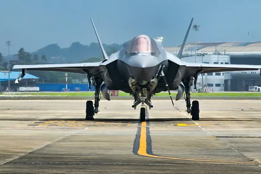 UK’s F-35B Jet Stranded in India After Technical Failure