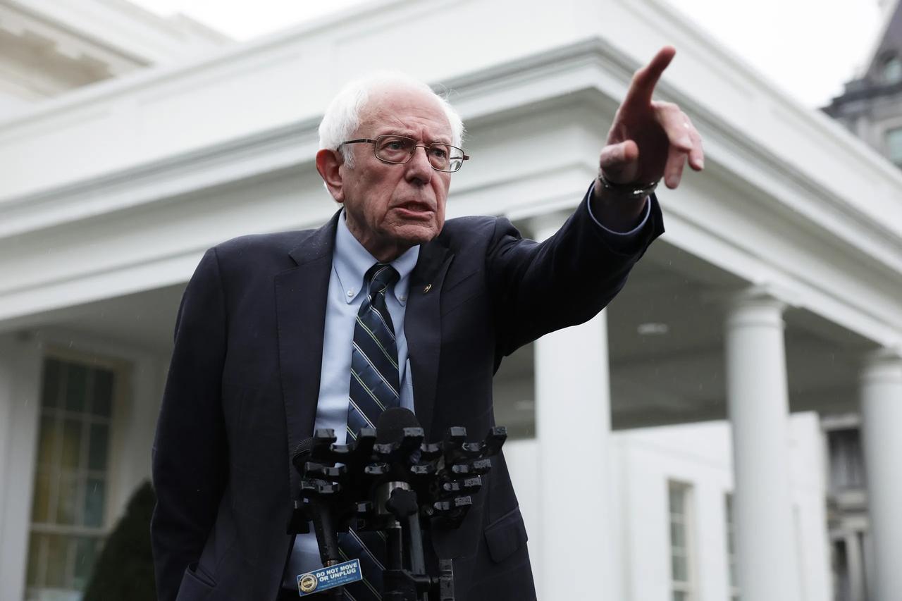Sanders Netanyahu hükümetine silah satışının durdurulması için Senato'da baskı yapacağını açıkladı