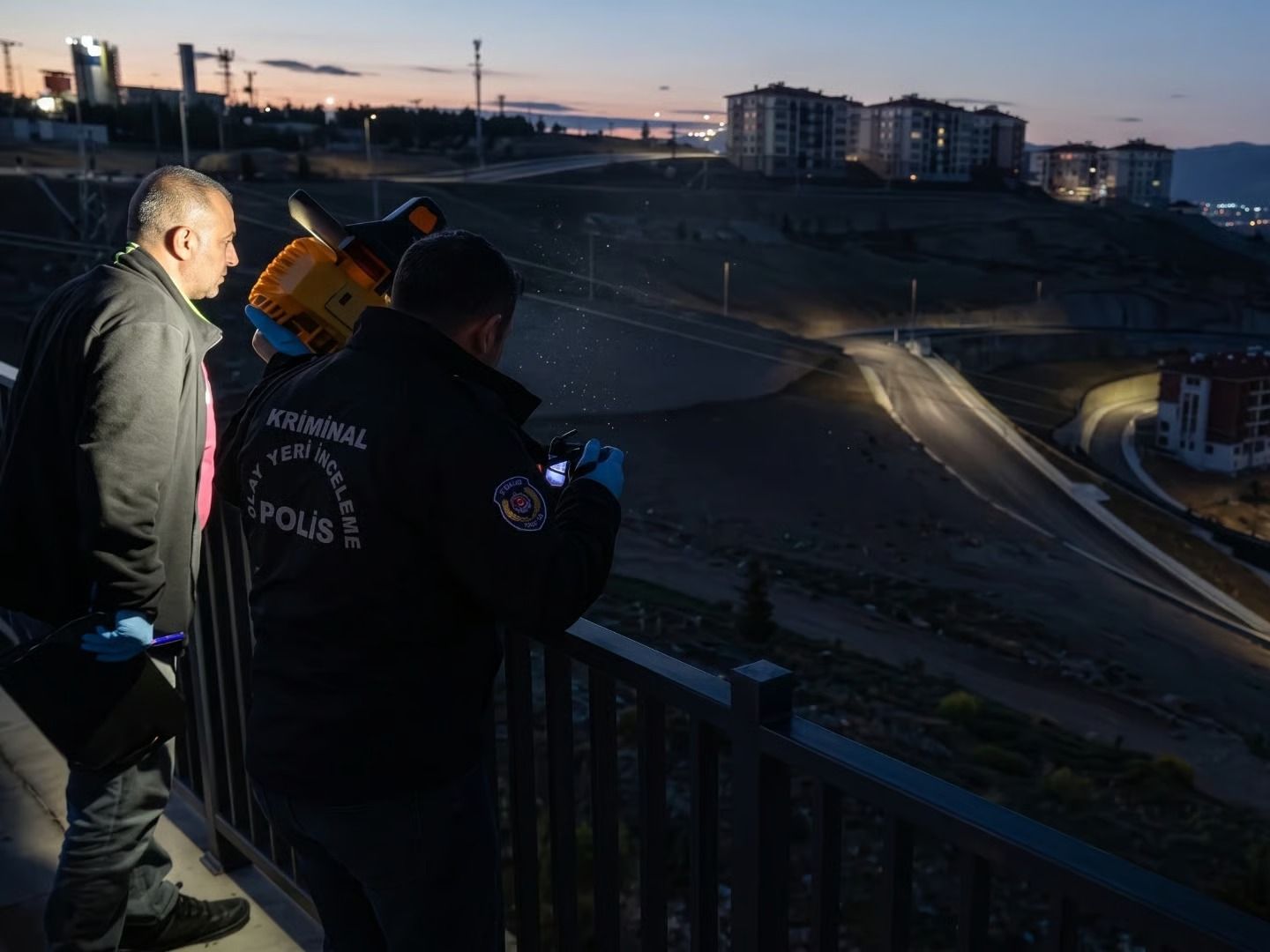 Malatya'da hareketli gece: Eski sevgililerin tartışması hastanede bitti!