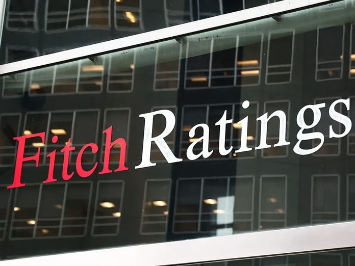 Fitch Türkiye'nin görünümünü pozitife çevirdi
