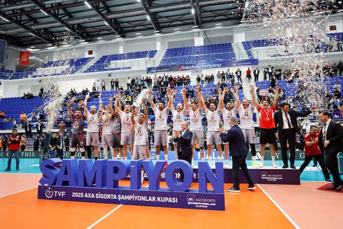 AXA Sigorta Şampiyonlar Kupası Ziraat Bankkart'ın!