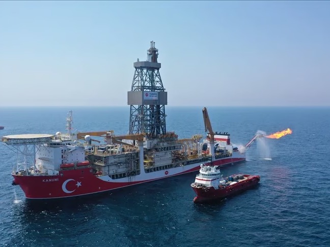 TPAO Libya'da hem denizde hem karada petrol arayacak